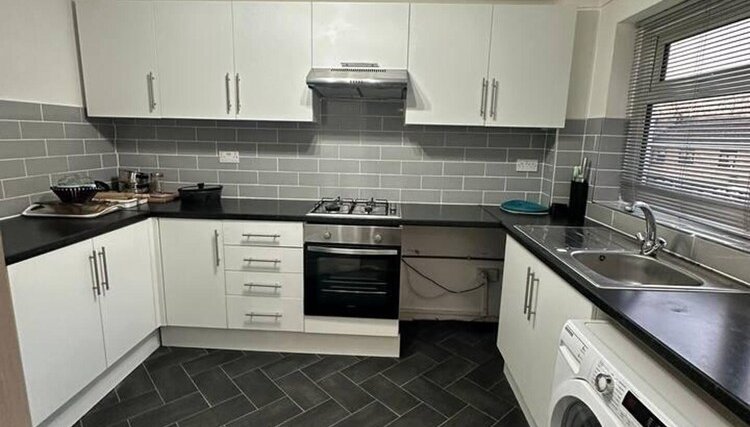 Foto 1 - Stunning 2-bed Apartment in Hornchurch