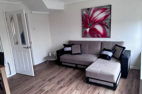 Foto 11 - Stunning 2-bed Apartment in Hornchurch