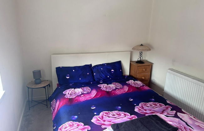 Spacious 2-bed Apartment in Hornchurch - Foto 4