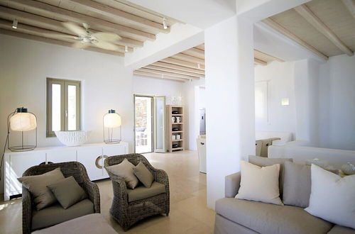 Photo 9 - Stunning 8-bed Villa in Mikonos - Villa Davia