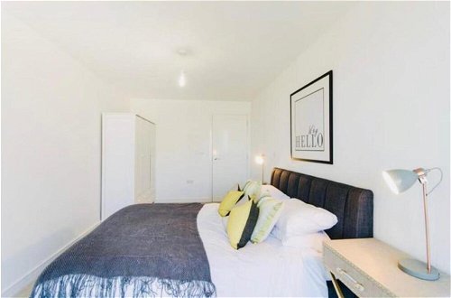 Photo 2 - Impeccable 1-bed Apartment in London