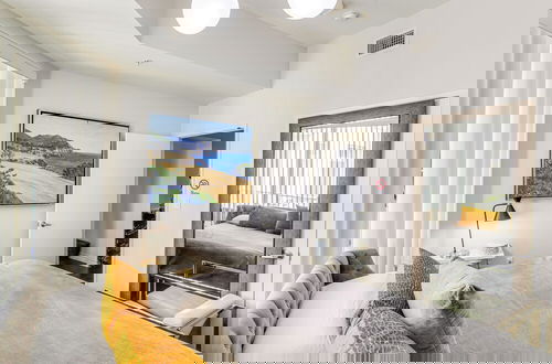 Foto 33 - Luxe Long Beach Condo w/ Pool: 1 Mi to Shoreline