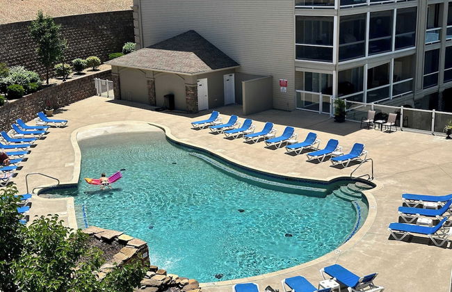 Panoramic Sunset Escape Waterfront Condo for 7! - Foto 22