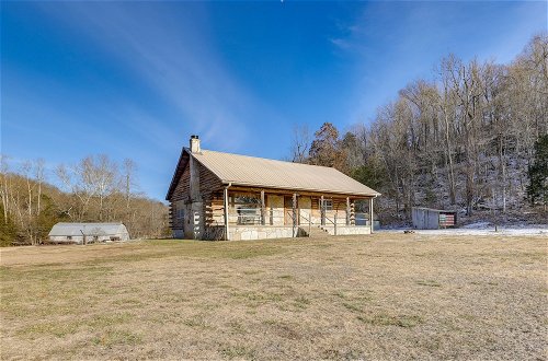 Foto 6 - Authentic Log Cabin in Pineville ~ 2 Mi to River