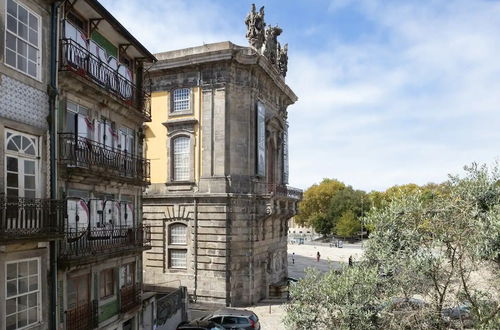 Photo 22 - Stunning Clerigos Duplex Apartment in the Heart of Porto