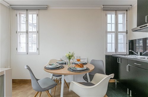 Foto 18 - Stunning Clerigos Duplex Apartment in the Heart of Porto