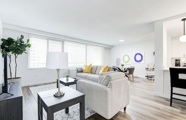 Arlington Modern Comfort Meets City Life - Foto 1