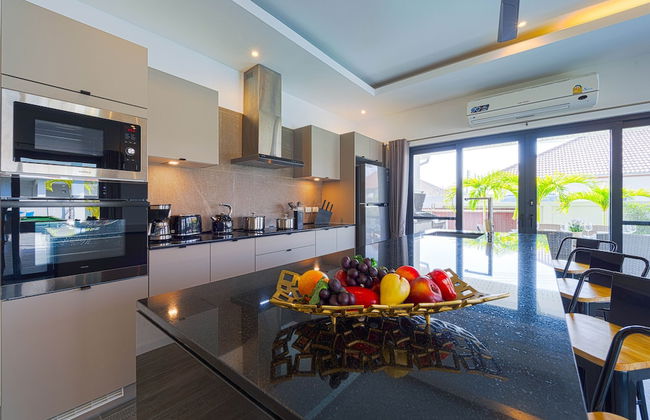 Modern 3 Bedroom Private Pool Villa -ML7 - Photo 19