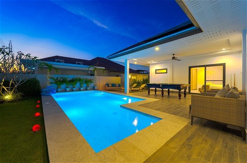 Foto 59 - Modern 3 Bedroom Private Pool Villa -ML7