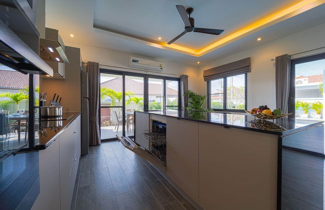 Modern 3 Bedroom Private Pool Villa -ML7 - Photo 21