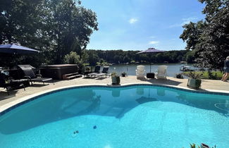 Photo 1 - Lake Living by Avantstay Sleeps 22 + Dock, Pool