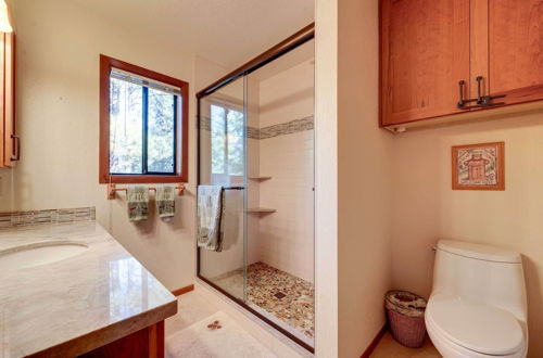 Photo 20 - Pet-friendly Home in Truckee w/ Balconies + Grill