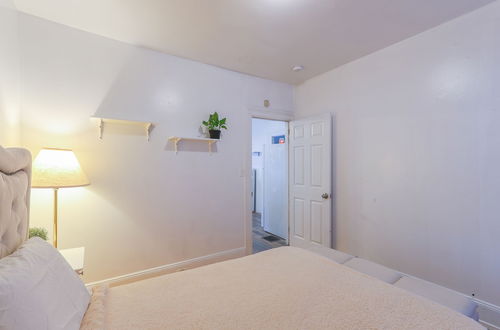 Photo 15 - Cozy Bridgeport Apartment: 2 Mi to Downtown