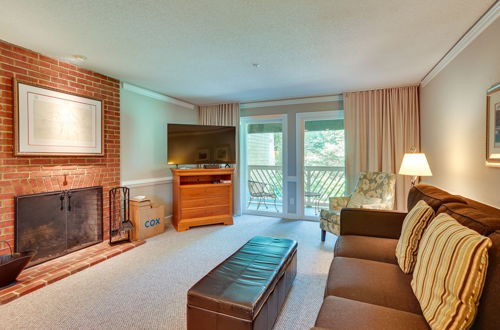 Photo 5 - Williamsburg Condo Rental: 3 Mi to Busch Gardens