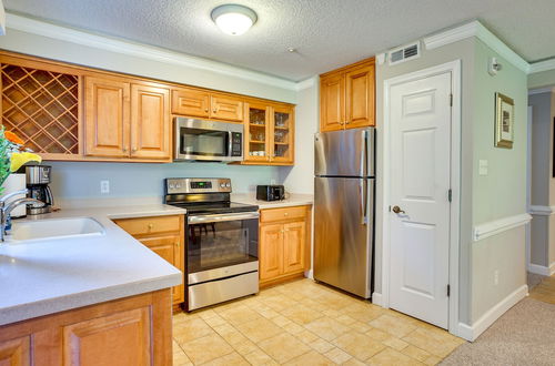 Photo 25 - Williamsburg Condo Rental: 3 Mi to Busch Gardens