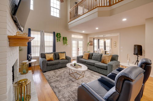 Photo 1 - Spacious Anna Getaway w/ Pool Near Dtwn Mckinney