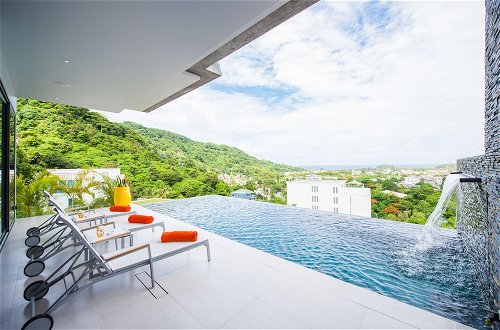 Photo 22 - Luxury 5-Bedroom Villa With Games Room in Kata