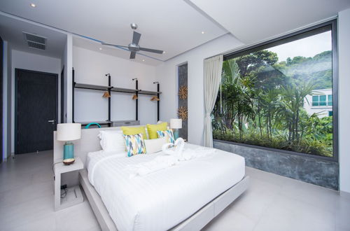 Foto 8 - Luxury 5-Bedroom Villa With Games Room in Kata