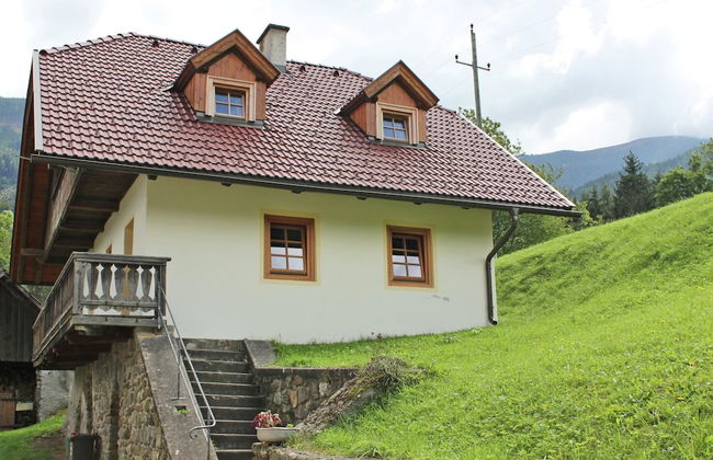 Peaceful Cottage Near Ski Area in Gmund - Foto 1