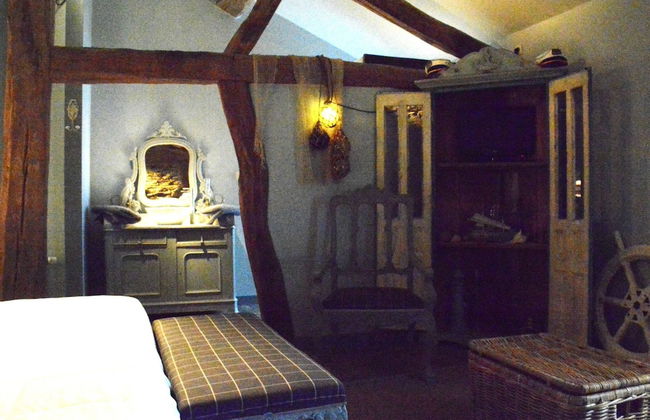 Cozy Holiday Home in Bièvre with Hot Tub - Foto 3
