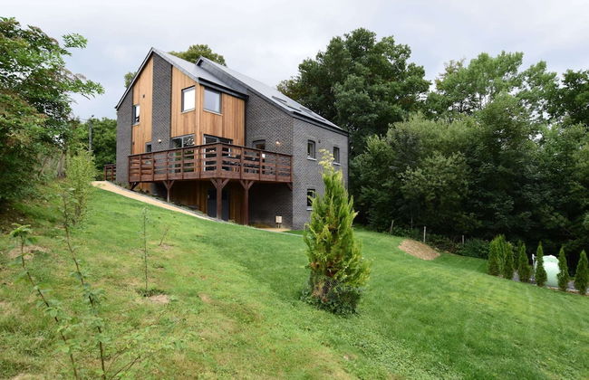 Superb Villa With a Large Garden - Foto 28