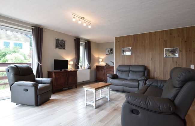 Superb Villa With a Large Garden - Foto 11