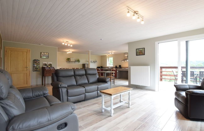 Superb Villa With a Large Garden - Foto 10