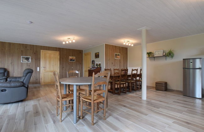 Superb Villa With a Large Garden - Foto 20