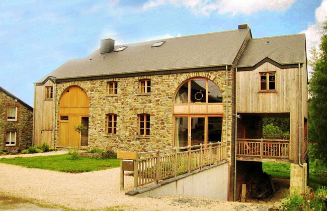 Fort-like Holiday Home in Sart-bertrix, Near Luxembourg - Foto 1