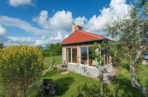 Photo 26 - Charming Holiday Home in Zaton With Garden