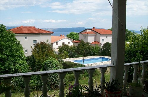 Foto 19 - Comfortable Holiday Home in Labin With Shared Pool and by the sea