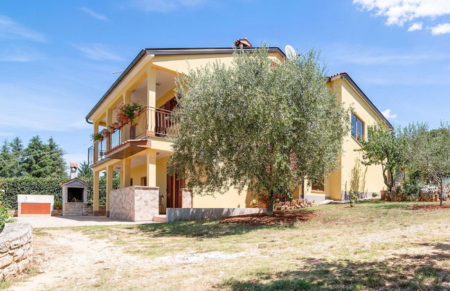 Secluded Apartment in Poreč with Garden - Foto 1