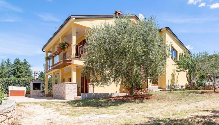 Photo 1 - Secluded Apartment in Poreč with Garden