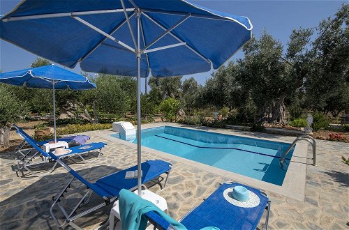 Photo 18 - Modern Holiday Home in Sfakaki Crete With Swimming Pool