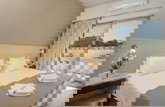 Foto 59 - Esplanade Apartments