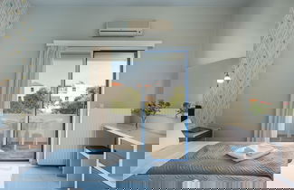 Foto 21 - Esplanade Apartments