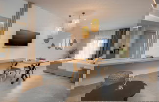 Foto 37 - Esplanade Apartments