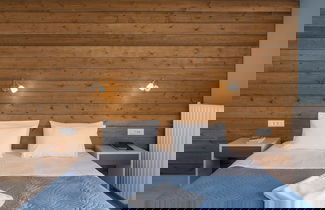 Foto 12 - Esplanade Apartments