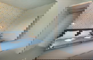 Foto 15 - Esplanade Apartments