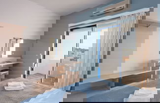 Foto 18 - Esplanade Apartments