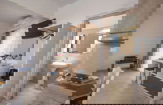 Foto 71 - Esplanade Apartments