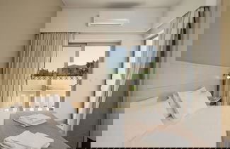 Foto 60 - Esplanade Apartments