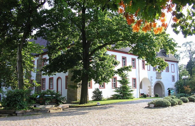 Schloss Triestewitz - Foto 1