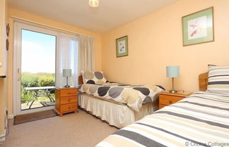 Photo 2 - Croyde Sunset View 2 Bedrooms