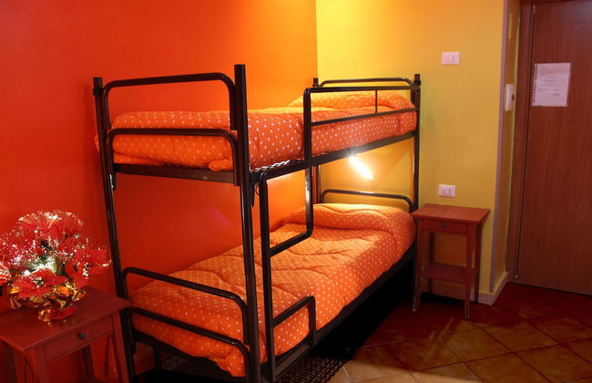 Legends Hostel - Foto 32