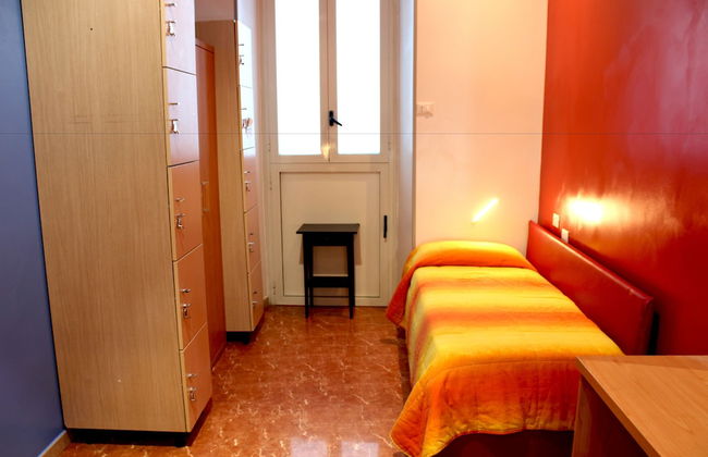 Legends Hostel - Foto 22