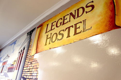 Foto 59 - Legends Hostel