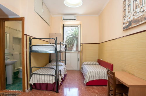 Photo 13 - Legends Hostel