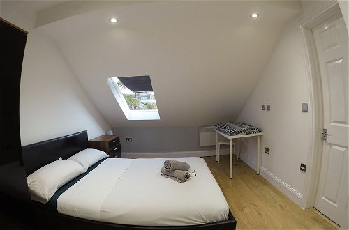 Foto 15 - Stunning one bedroom flat