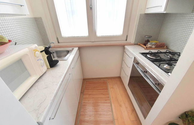 Corso Vercelli Apartment - Photo 12